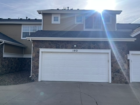 102 Bayside Cir - Photo 2 of 20