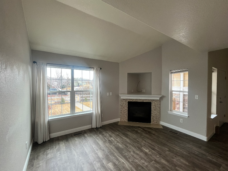 102 Bayside Cir - Photo 6 of 20