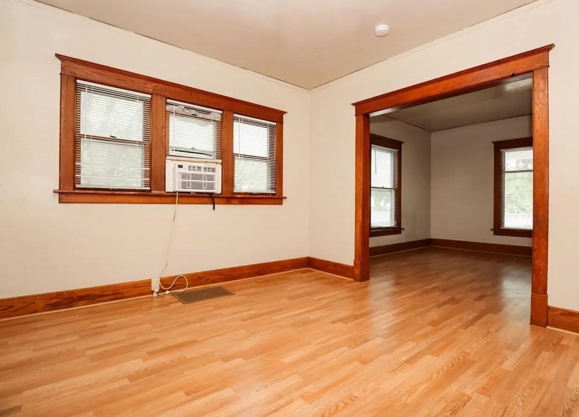 425/427 W 16Th St #427 - Photo 6 of 20