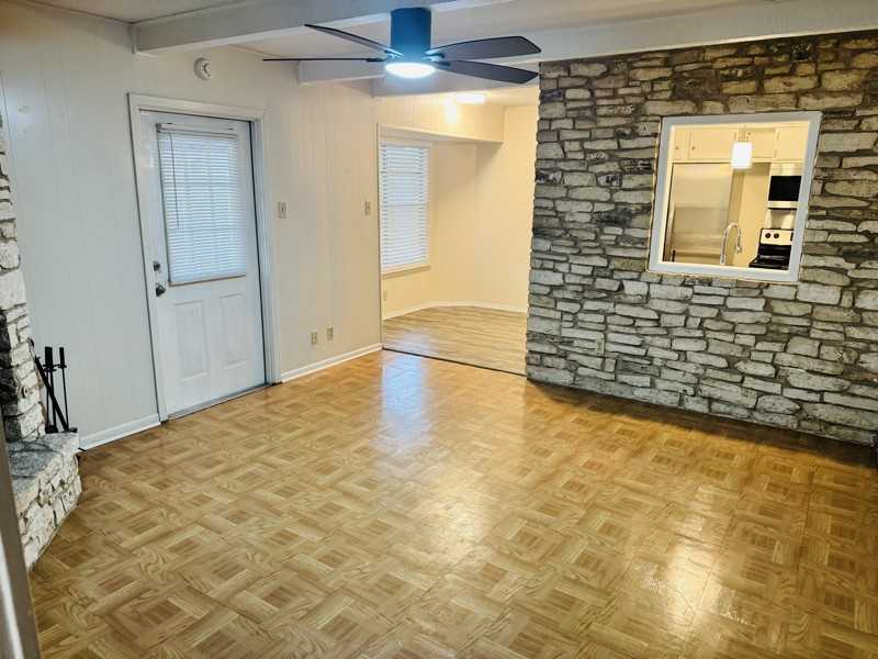 4254 Desert View Dr - Photo 5 of 20