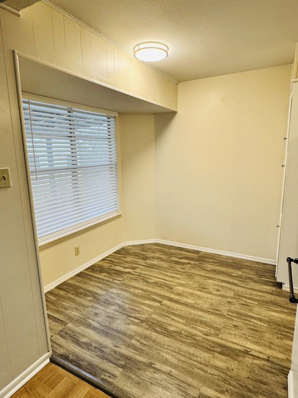 4254 Desert View Dr - Photo 7 of 20