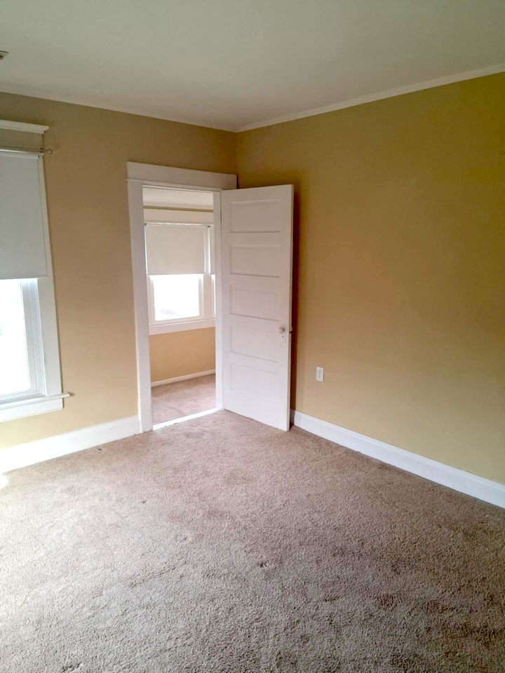 1 Collis Ave - Photo 5 of 20