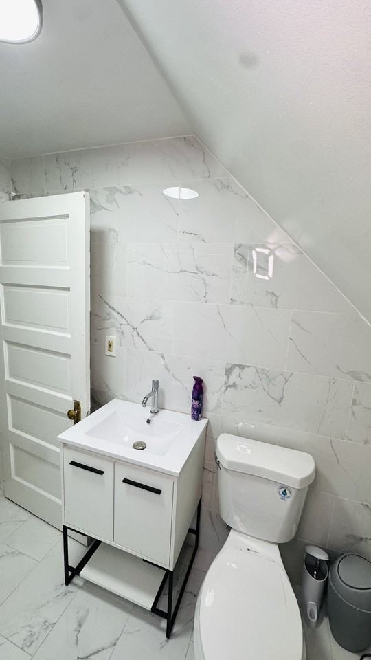 6646 Mccallum St #1A - Photo 5 of 9