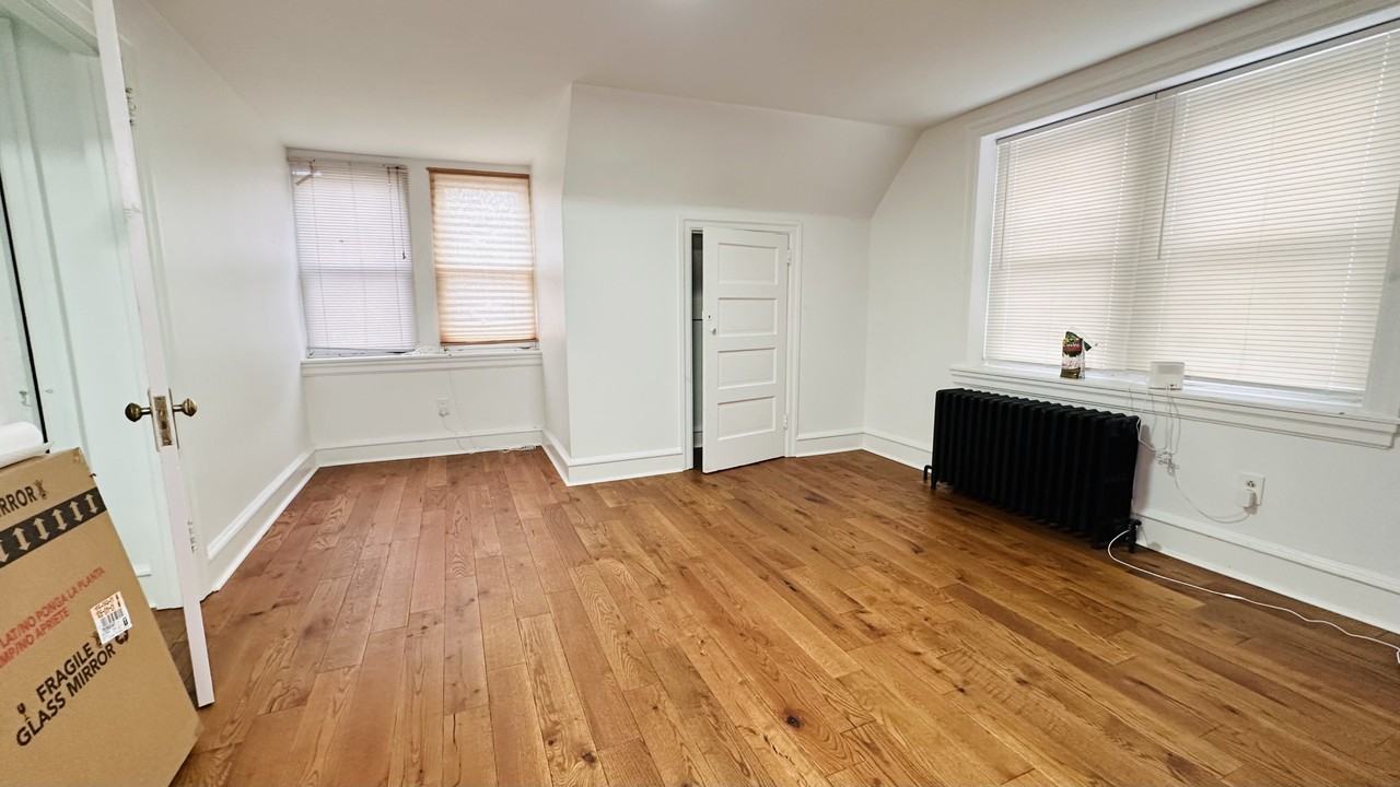 6646 Mccallum St #1A - Photo 6 of 9