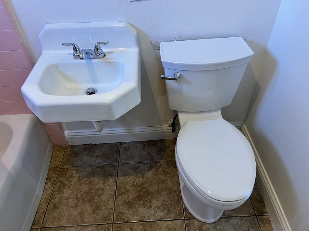 404 Central Ave #C - Photo 5 of 9