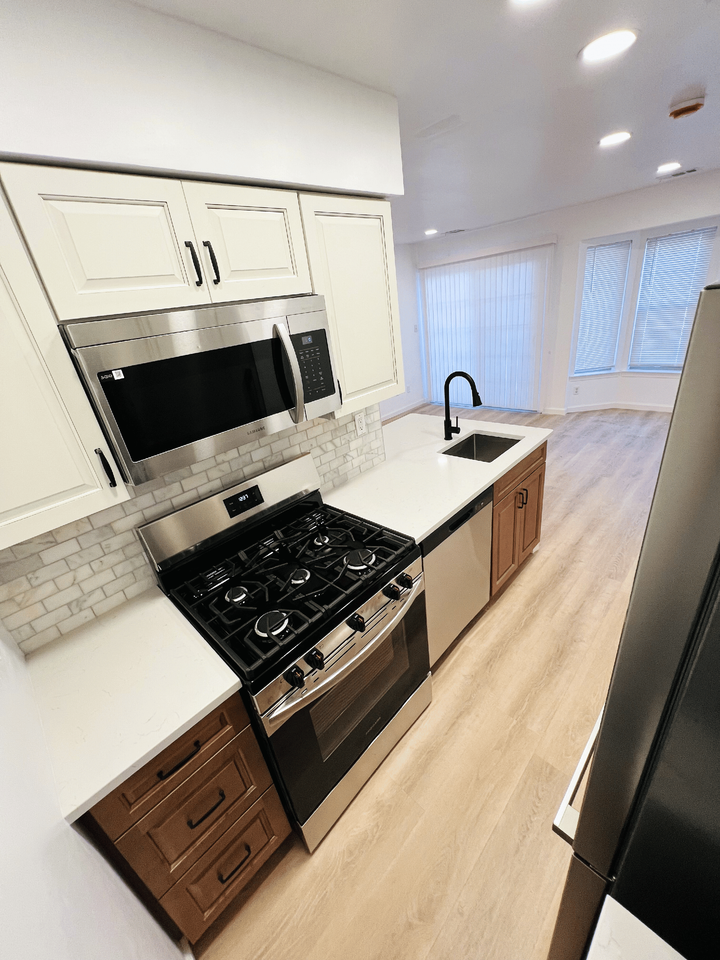 112 Longfield Ct - Photo 4 of 18