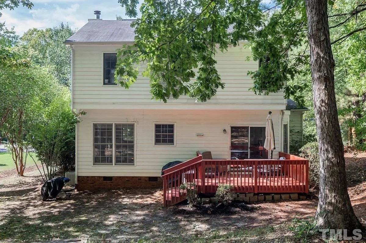 303 Catlin Rd - Photo 3 of 13