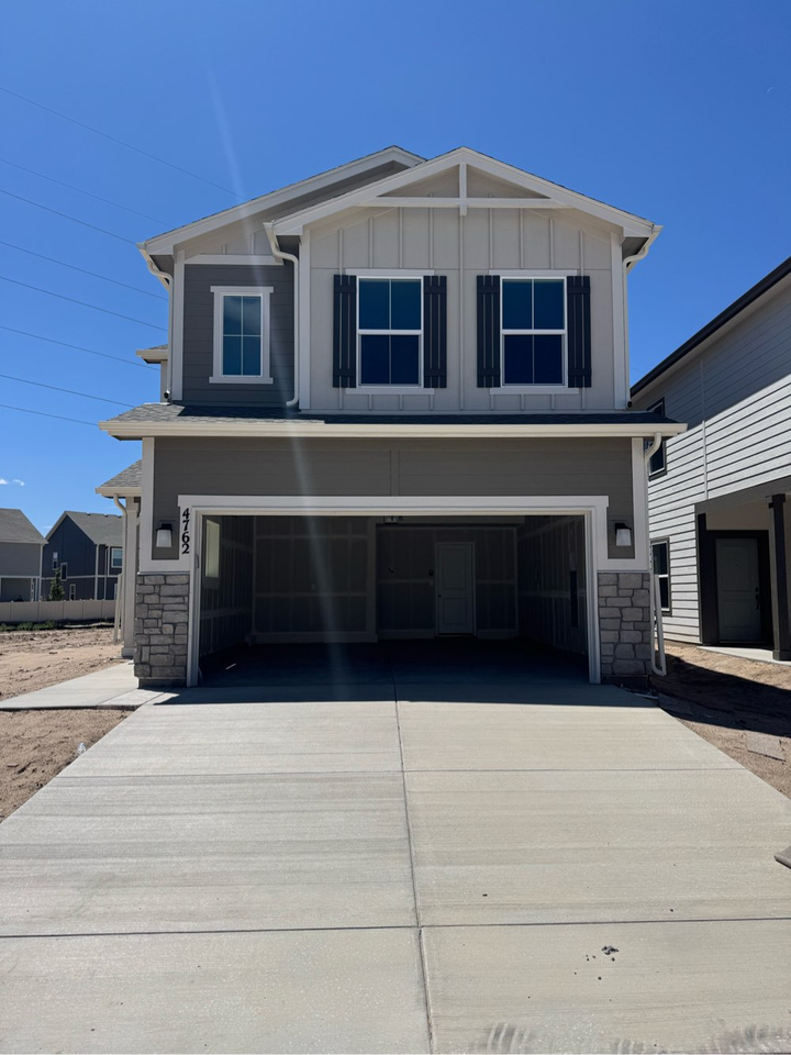 4762 Amazonite Dr - Photo 2 of 15