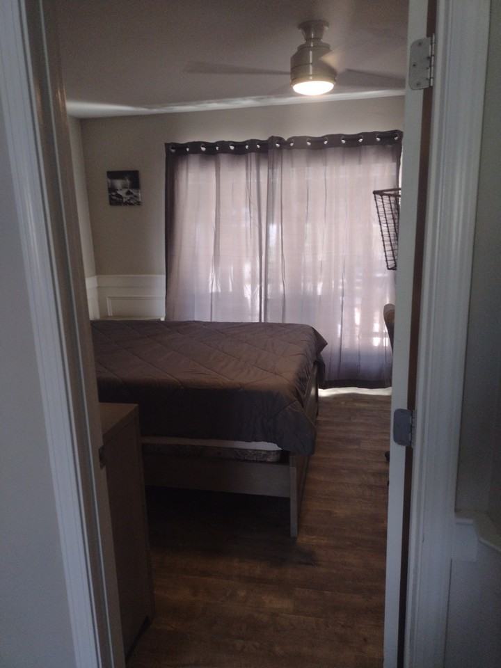 2092 River Rd #5 - Photo 3 of 10