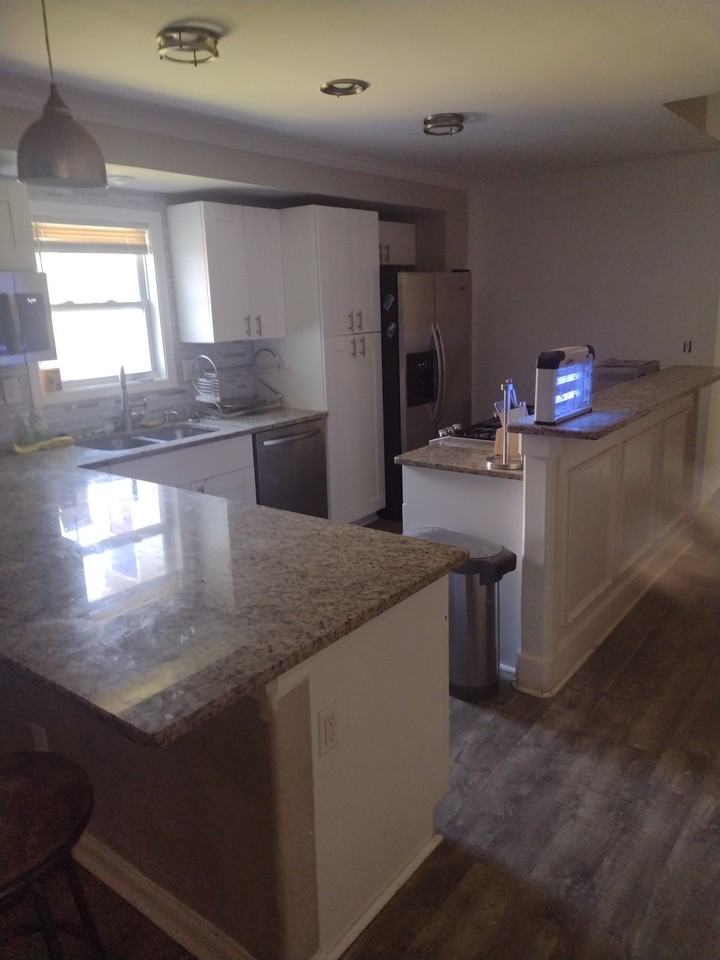 2092 River Rd #5 - Photo 6 of 10