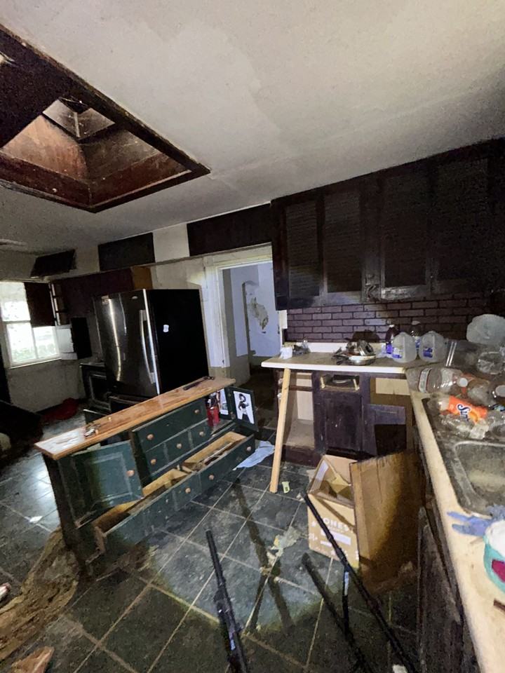 351 Lagro Ave - Photo 6 of 12