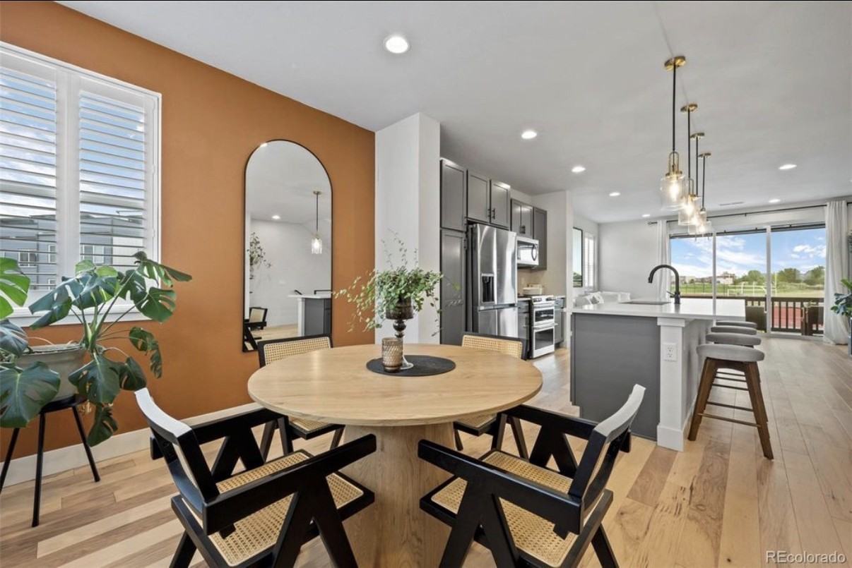 2438 W 167th Ln - Photo 3 of 11