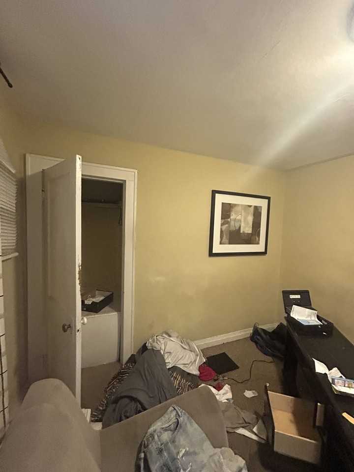 4025 Beachwood Ave - Photo 4 of 20