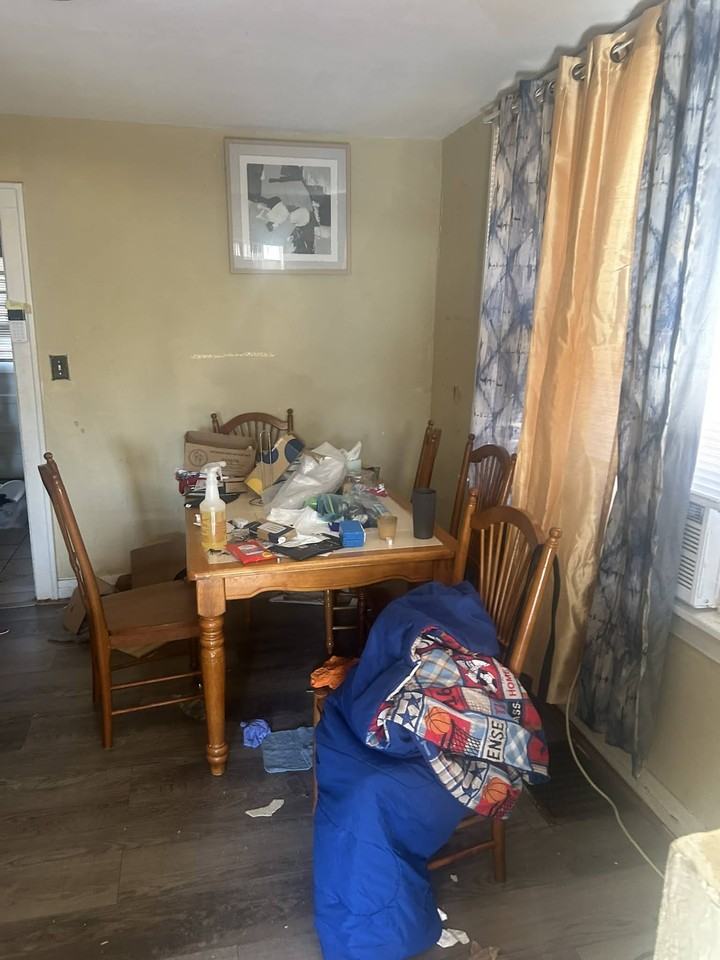 4025 Beachwood Ave - Photo 7 of 20