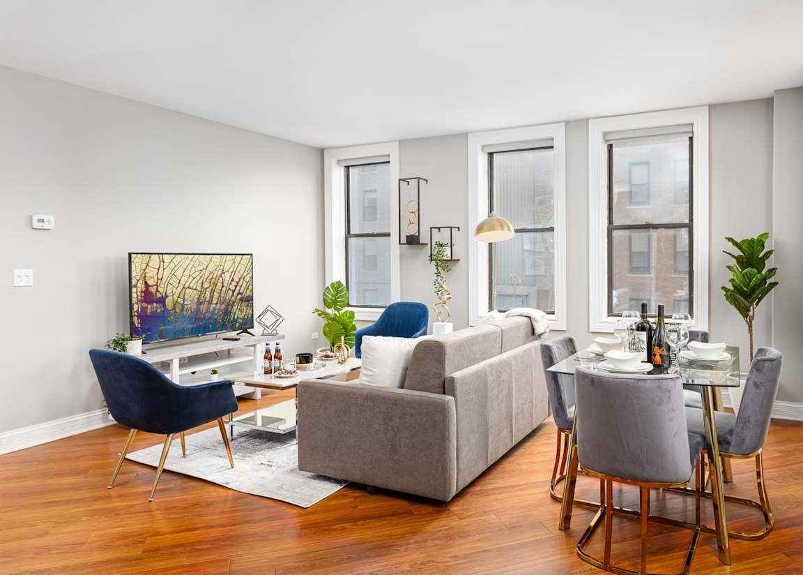 5000 N Sheridan Rd #806 - Photo 5 of 20