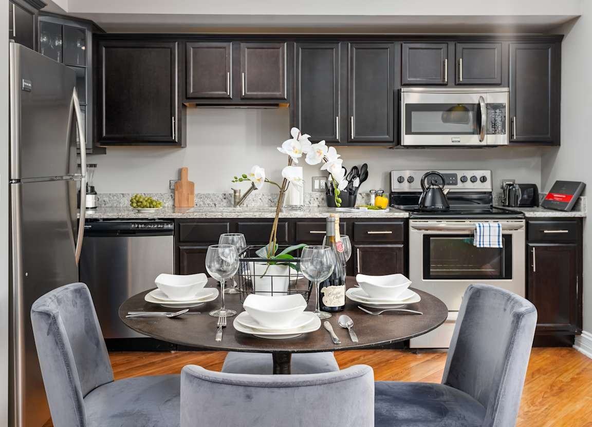 5000 N Sheridan Rd #806 - Photo 7 of 20