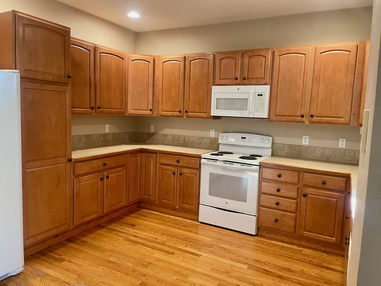 2738 Autumn Harvest Way - Photo 3 of 16