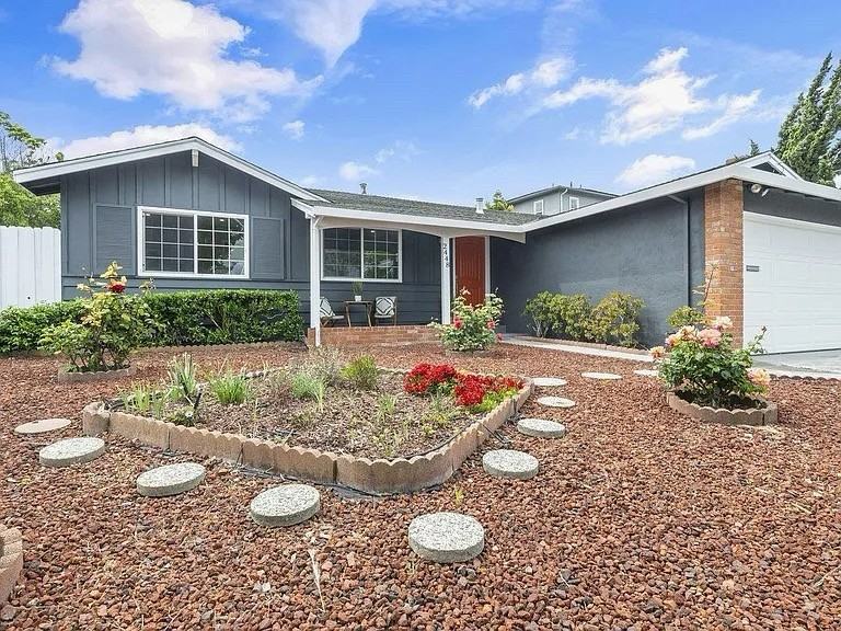 2448 Mahan Way - Photo 2 of 20