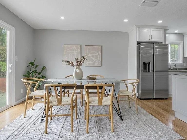 2448 Mahan Way - Photo 5 of 20