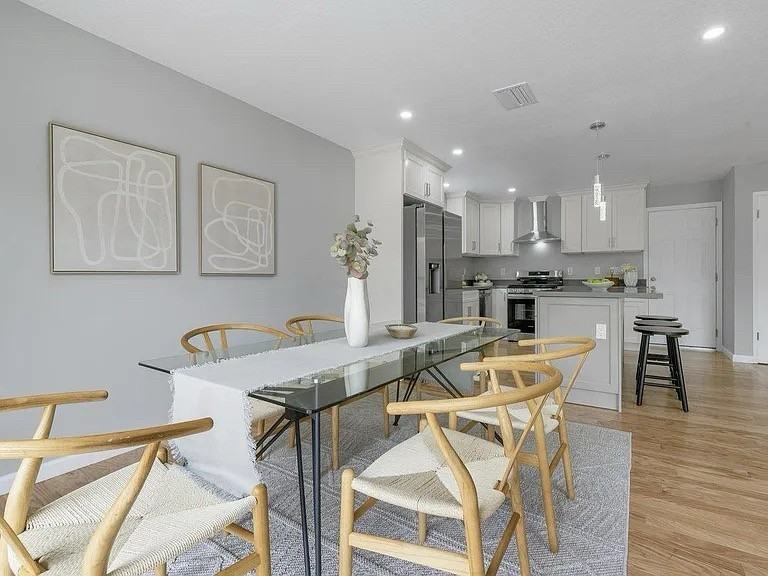 2448 Mahan Way - Photo 6 of 20