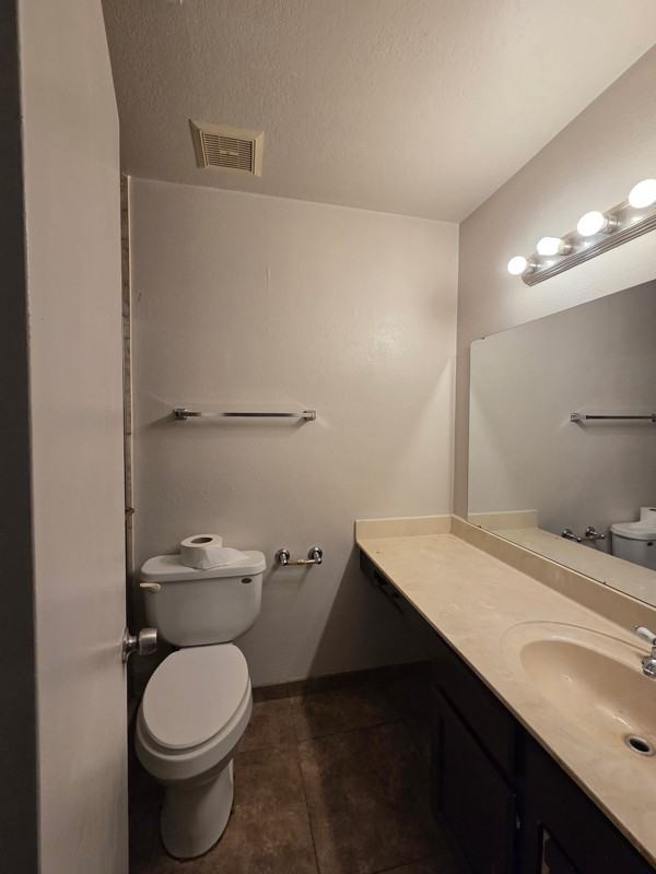 6534 N 71st Ave - Photo 7 of 9