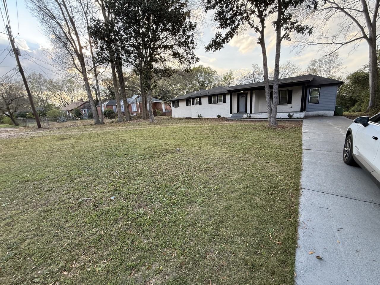 91 Munson Dr #1 - Photo 5 of 23