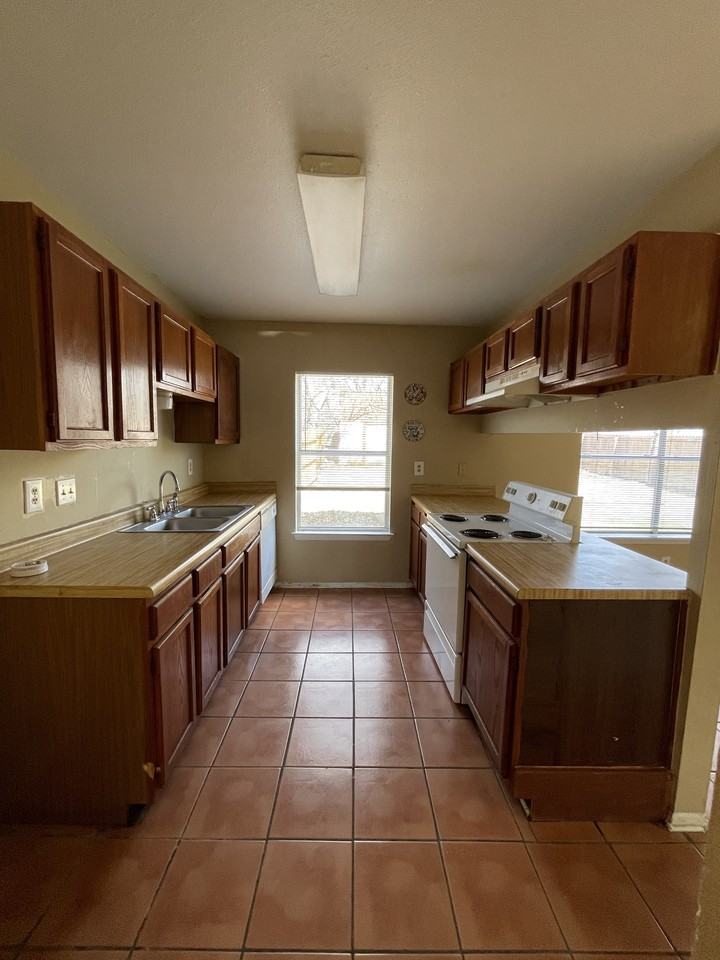 9931 Village Briar #1 - Photo 6 of 15