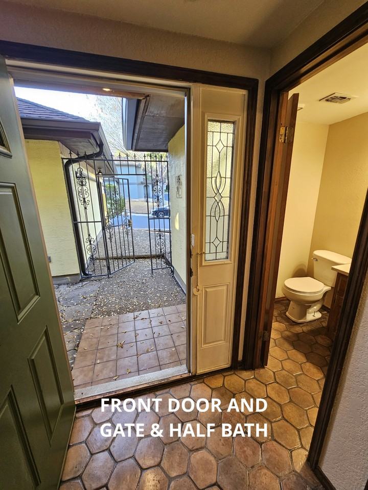 7 Donore Sq #1 - Photo 4 of 26