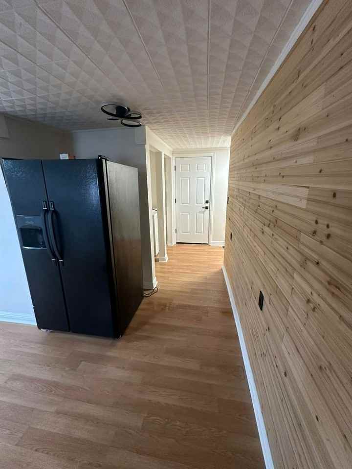 125 East Market Street - Photo 5 of 23