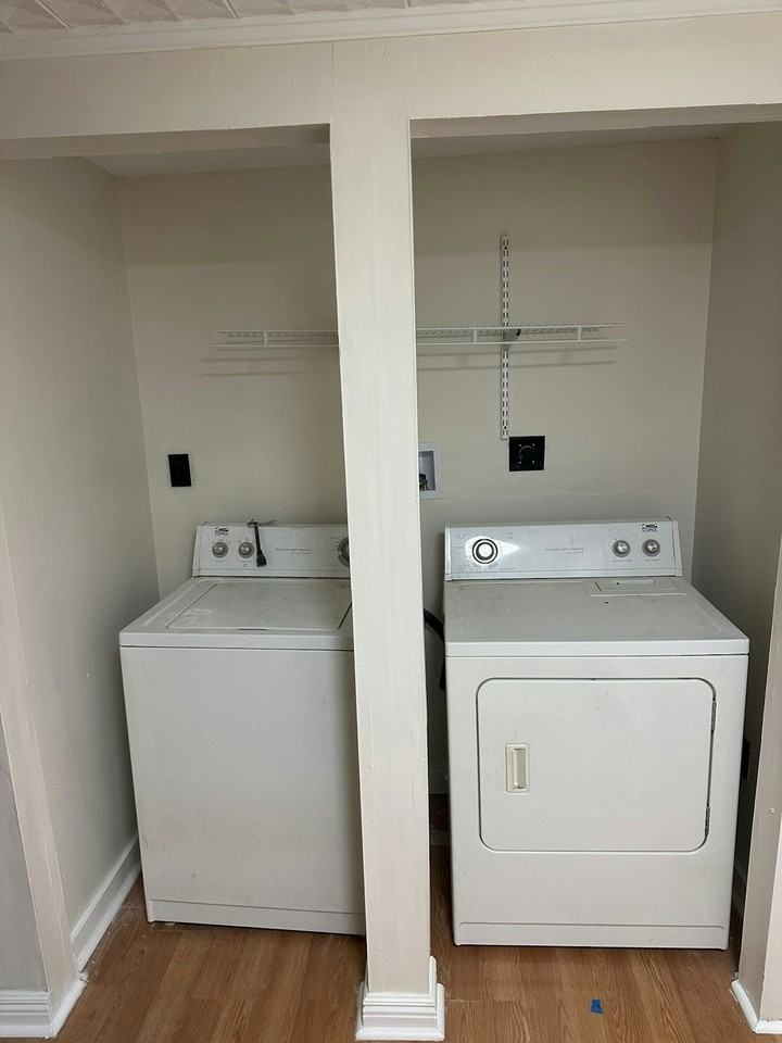 125 East Market Street - Photo 6 of 23