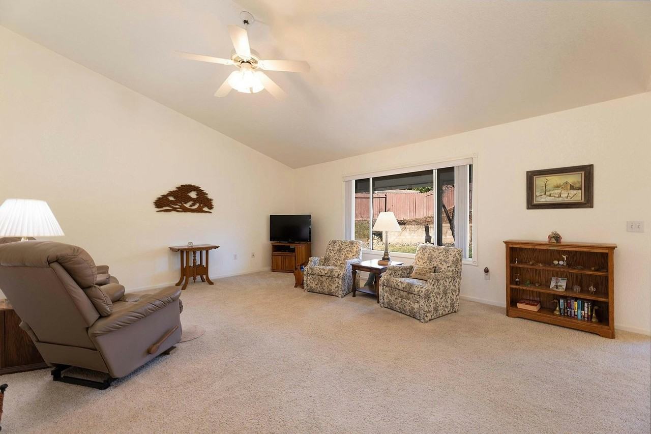 2111 Sophy Place - Photo 2 of 17