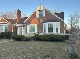 featured image of 18000 Pinehurst St