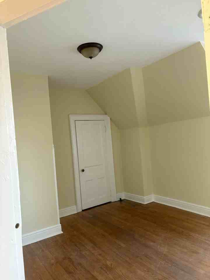 509 Monroe Avenue, Unit 3 - Photo 3 of 26