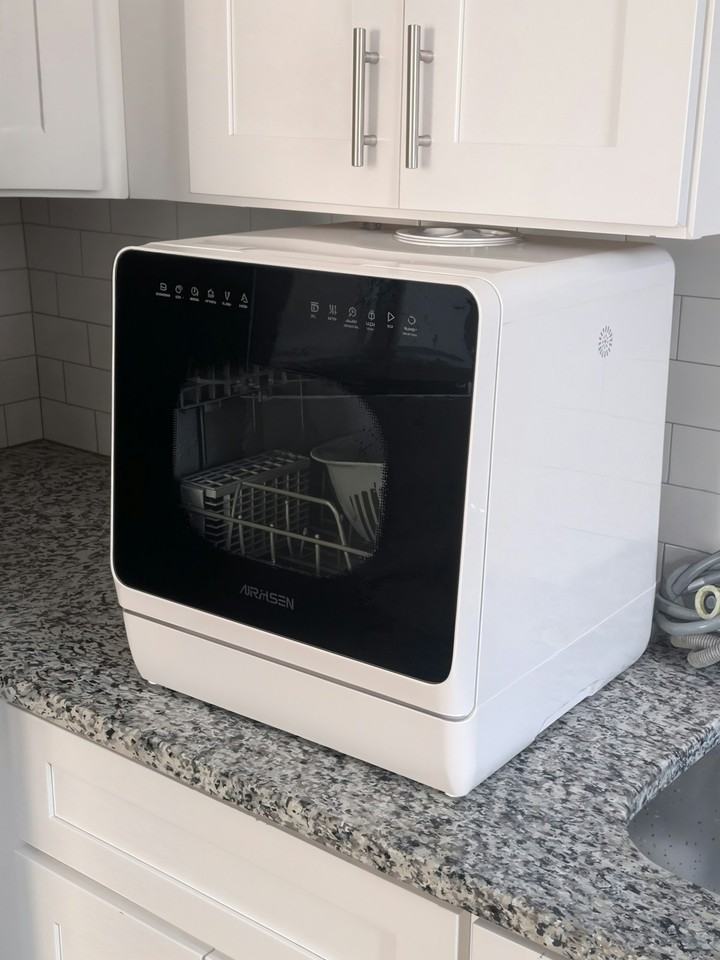 3607 Fernhill Ave, Unit 2 - Photo 5 of 25