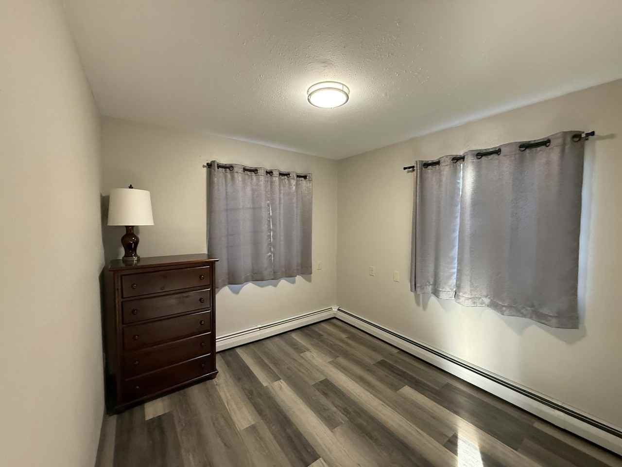 211 Bank Street, Unit 1 - Photo 5 of 6