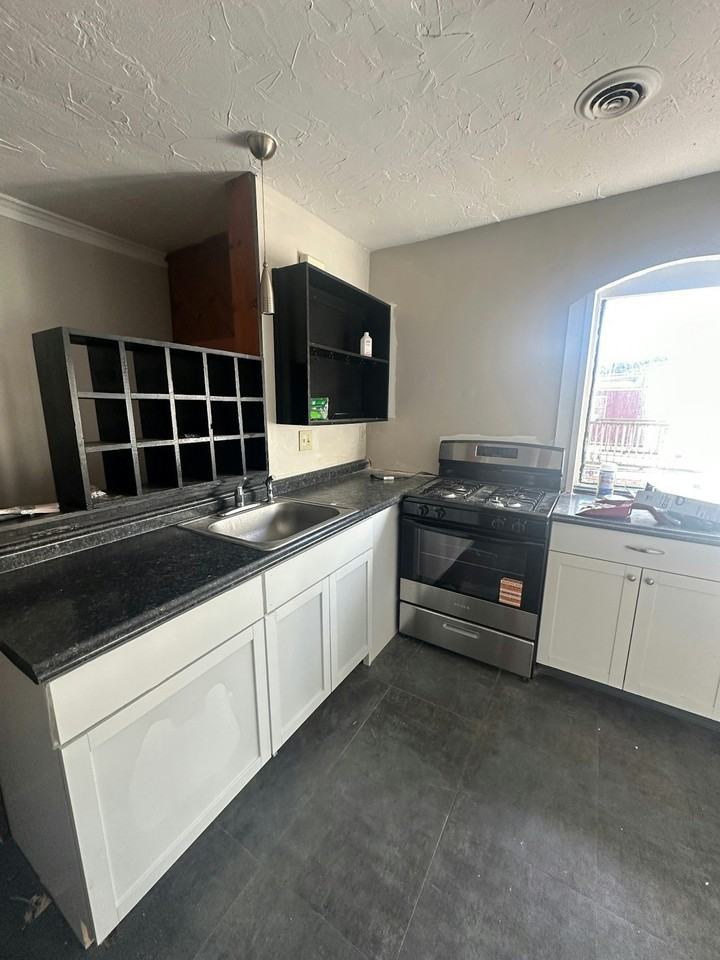 1701 Fulton Road, Unit 3 - Photo 5 of 14