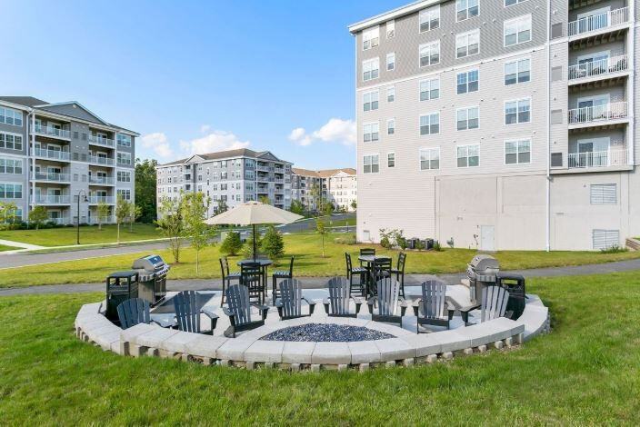 Abbey Lane - Photo 3 of 30