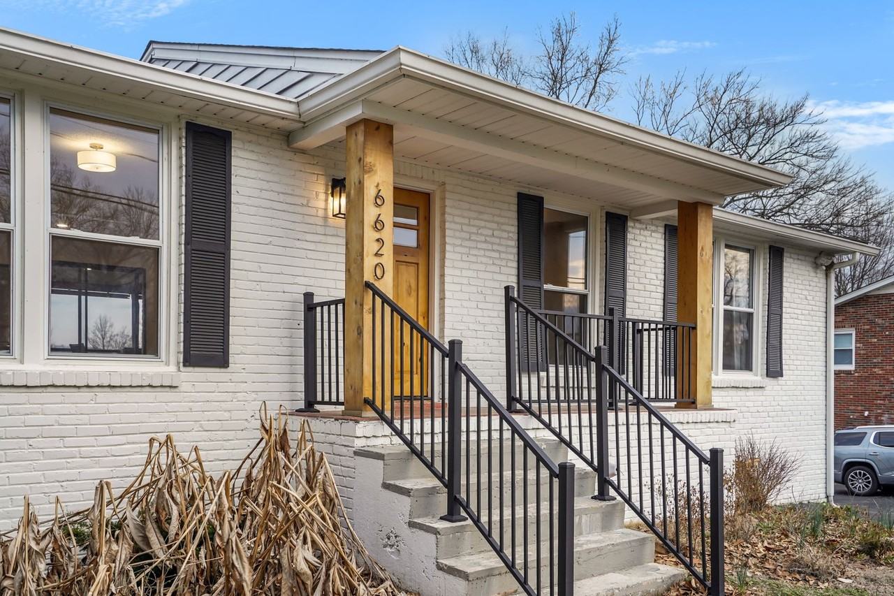 6620 Upton Ln - Photo 3 of 41