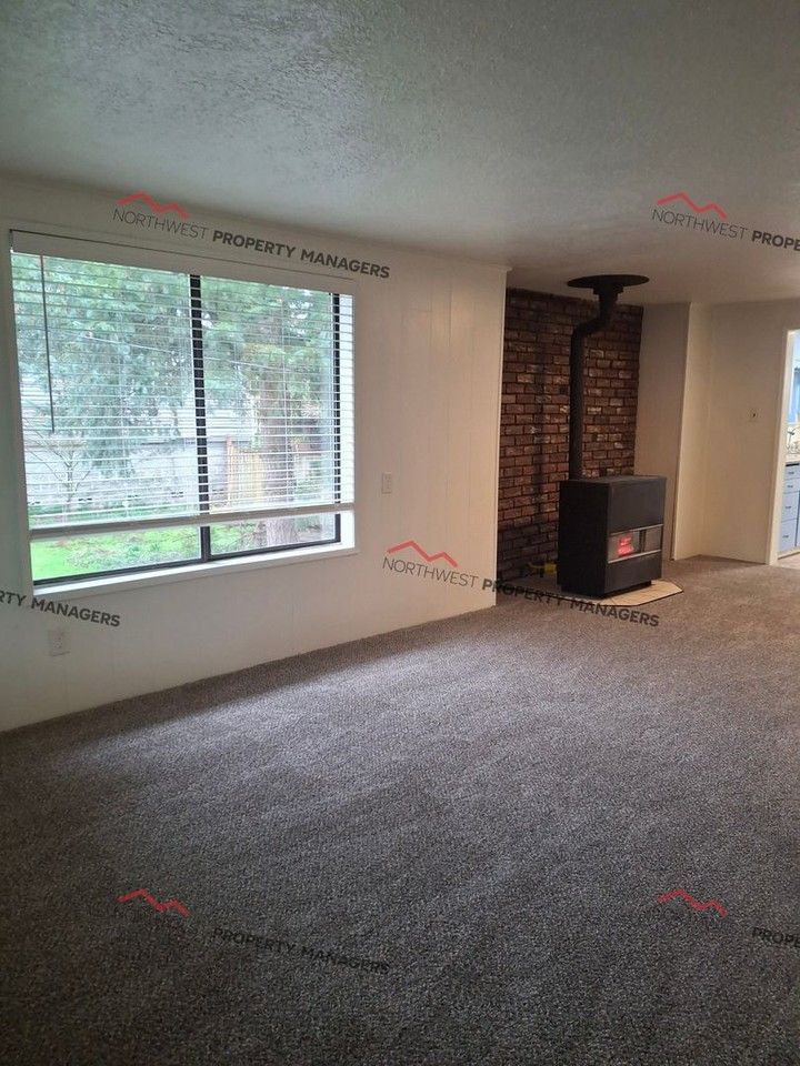 514 Hemlock St - Photo 2 of 25