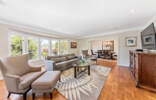 featured image of 2255 Beach St #1