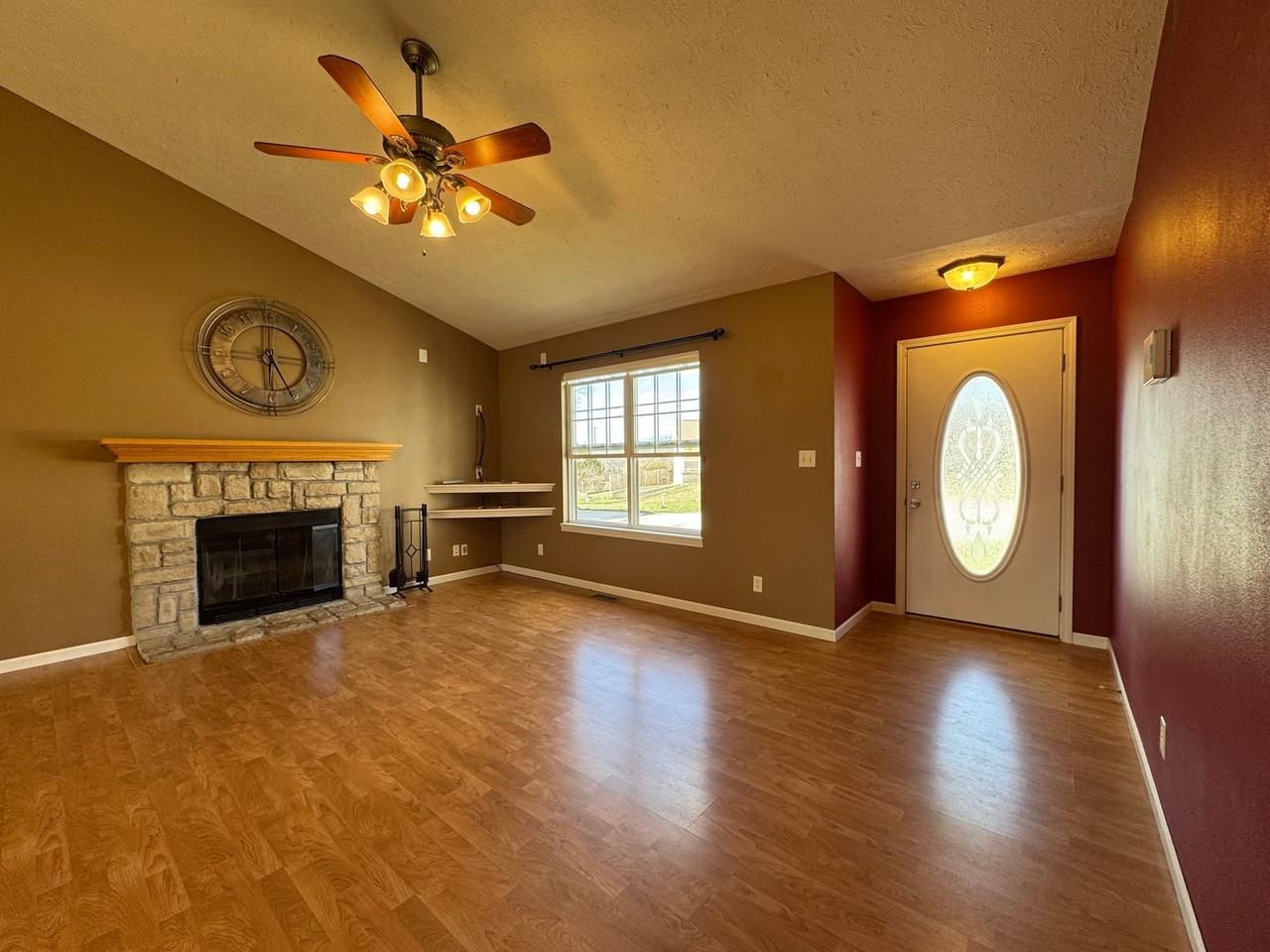 23194 Redeem Ln - Photo 2 of 38
