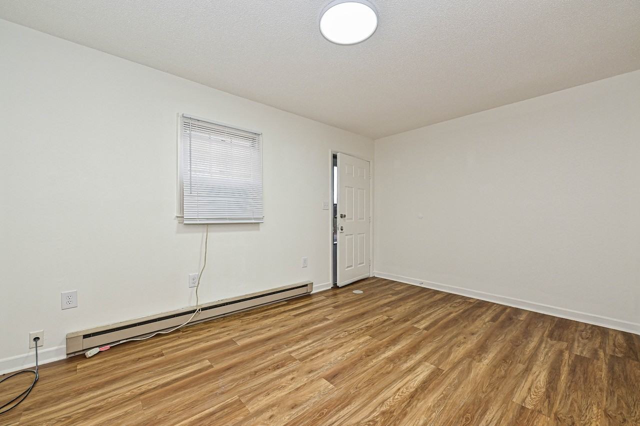 McDade220 - Photo 4 of 15