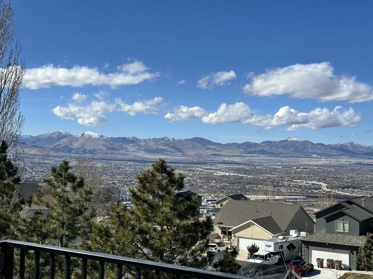 113 E Manilla Dr #1 - Photo 3 of 50