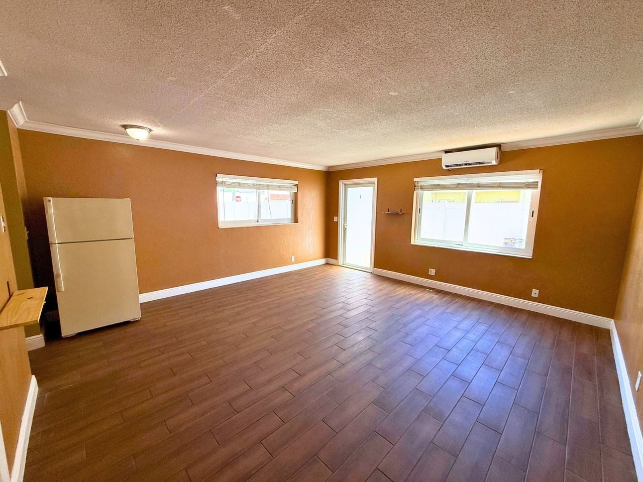 60 Northwest 39th Street - Photo 3 of 17