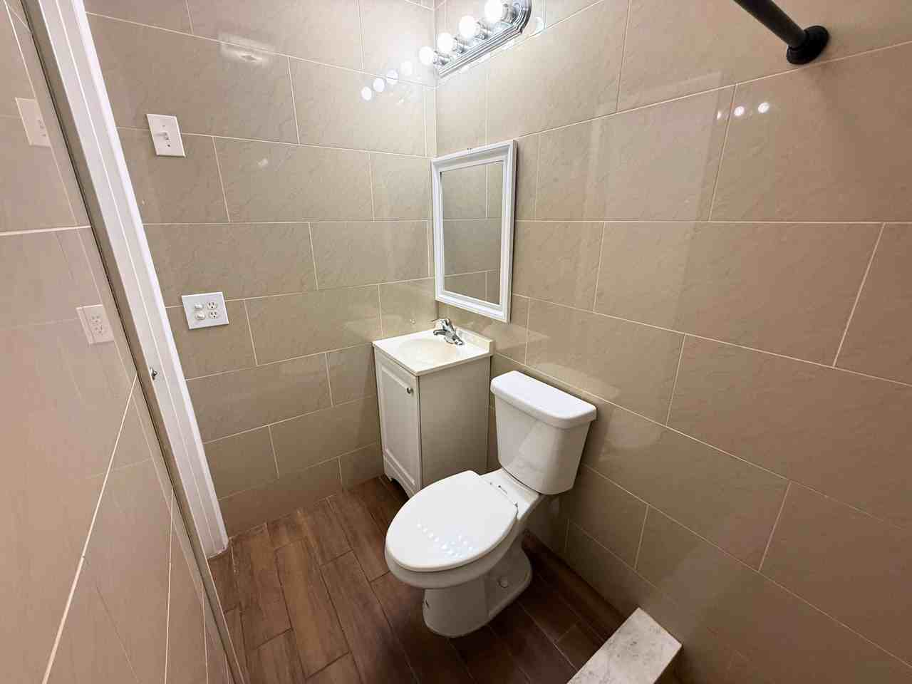 60 Northwest 39th Street - Photo 7 of 17