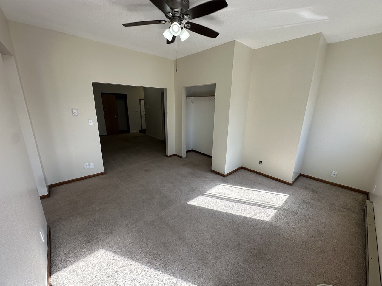 10 9th Ave SW - 22 plex - Photo 6 of 8