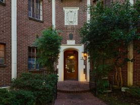 2284 Nw Everett St #506 - Photo 1 of 1