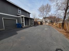 featured image of 2141 Sw Quartz Ave