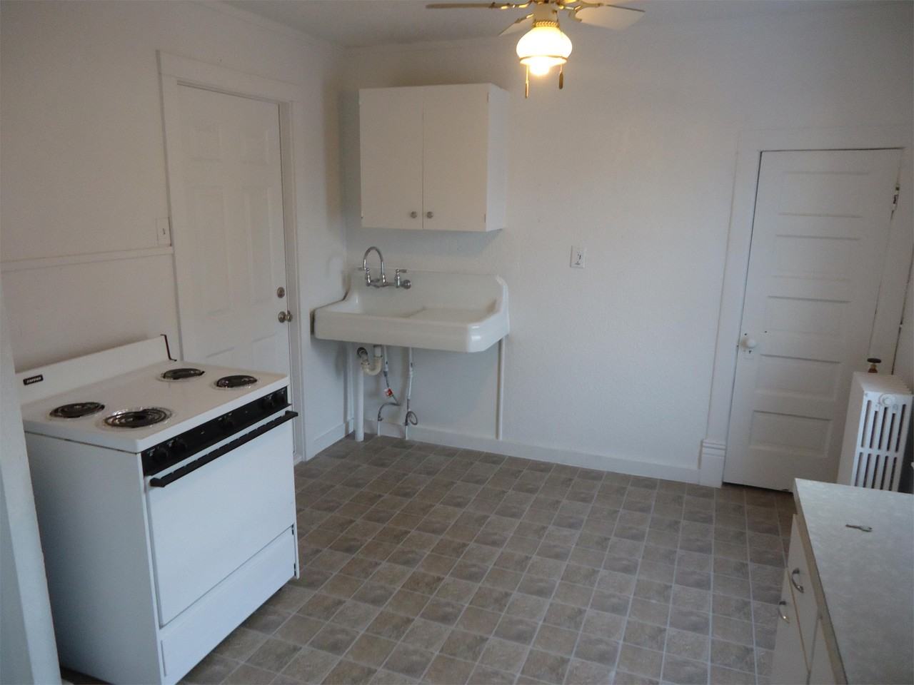 115 3RD ST S - Photo 2 of 8