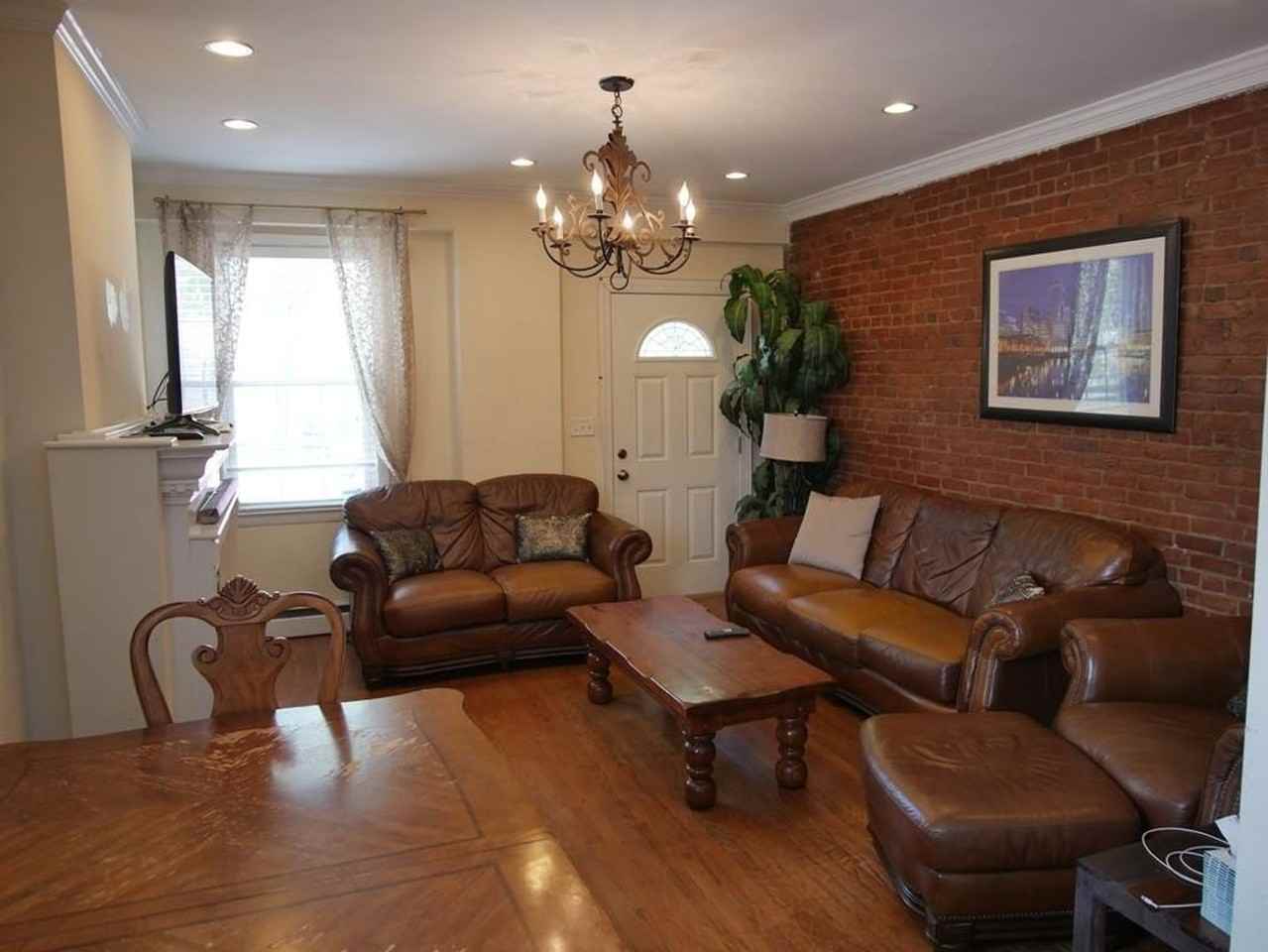 32 Warwick St - Photo 5 of 14